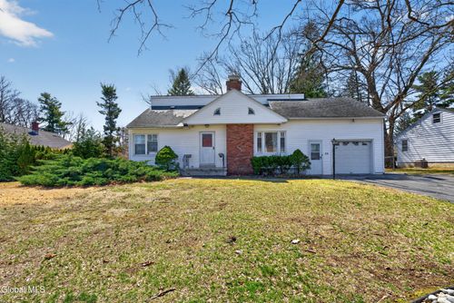 39 E Highland Dr, Albany, NY, 12203-3523 | Card Image
