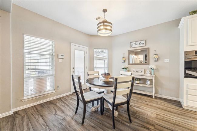 2541 Hidden Creek Dr, House other with 4 bedrooms, 3 bathrooms and 2 parking in Pearland TX | Image 6