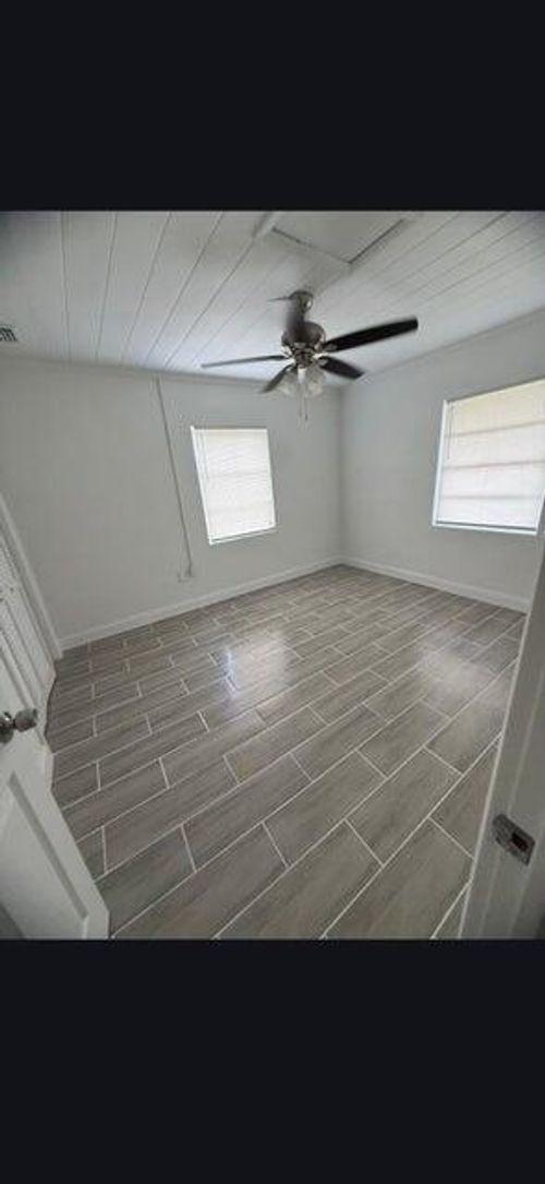 b-815 Dundas Ct, Fort Pierce, FL, 34950-3129 | Card Image
