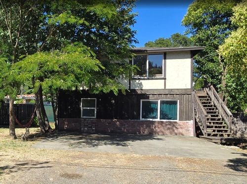 421 Par Ave, Redway, CA, 95560 | Card Image