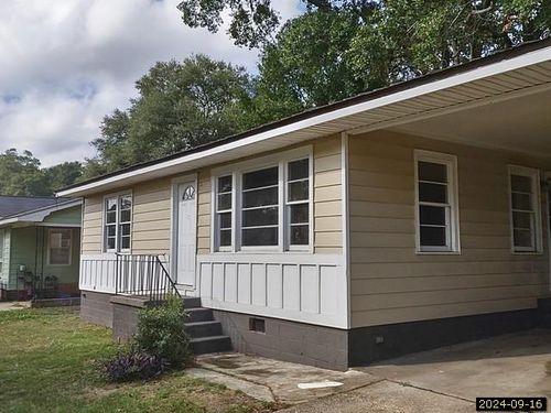2407 4th Ave, Phenix City, AL, 36867-4613 | Card Image