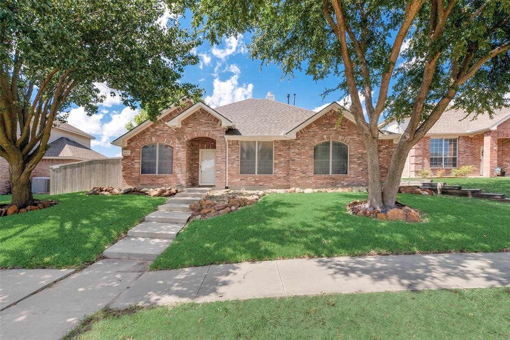 Newport Dr, Van Alstyne, TX 75495