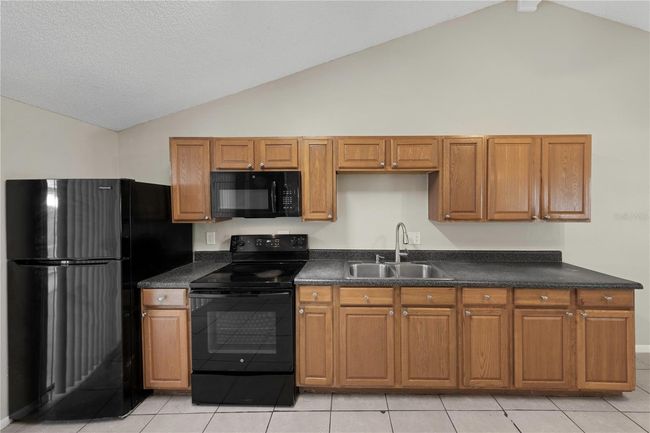 Kitchen | Image 7