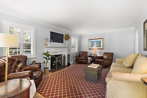 810 Springfield Ave, Cranford, NJ, 07016-1836 | Card Image
