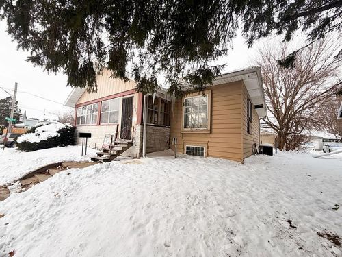 226 Campbell Ave, Waterloo, IA, 50701-2832 | Card Image