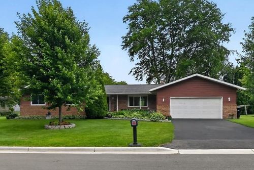 505 Dennis Dr, DeForest, WI, 53532-1009 | Card Image