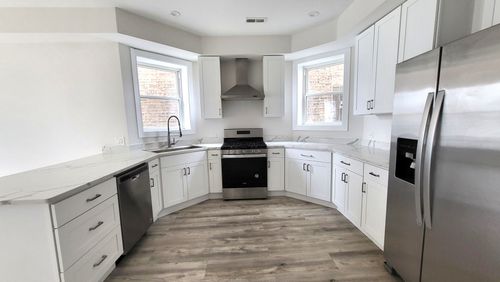 apt-1-2904 W Nelson St, Chicago, IL, 60618-4775 | Card Image