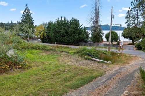21431 N Us Highway 101, Hoodsport, WA, 98548 | Card Image