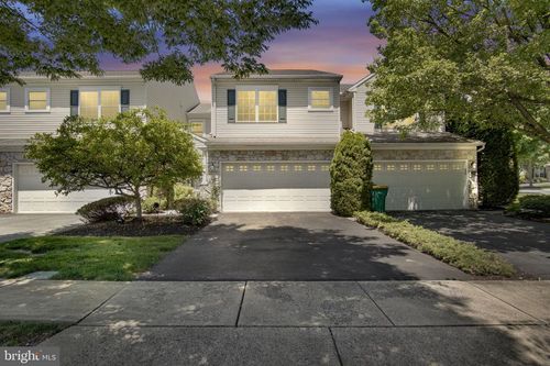 737 Ferris Way, HERSHEY, PA, 17033-3601 | Card Image