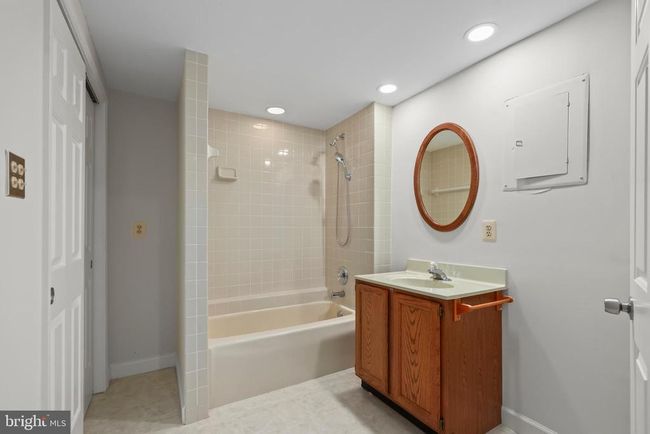 4643 Holleyside Ct, House other with 4 bedrooms, 4 bathrooms and null parking in DUMFRIES VA | Image 43