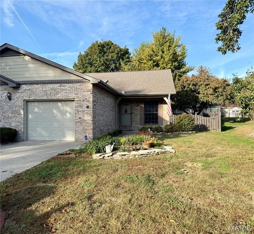 313 Hickory Bnd, Belleville, IL, 62223-3474 | Card Image