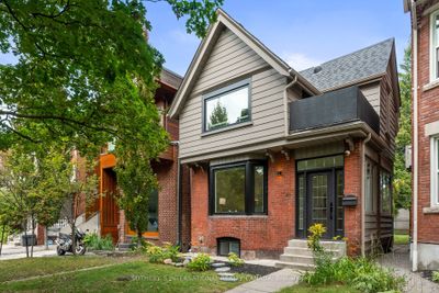 46 Hewitt Ave, House other with 3 bedrooms, 5 bathrooms and null parking in Toronto ON | Image 2