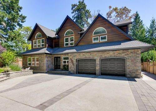 6799 Jedora Dr, Brentwood Bay, BC, V8M1A6 | Card Image