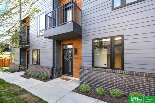 5321 Elmwood Plz, Omaha, NE, 68106-1023 | Card Image