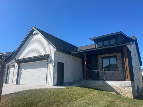 1824 Brandt Dr Ne, Byron, MN, 55920-5519 | Card Image