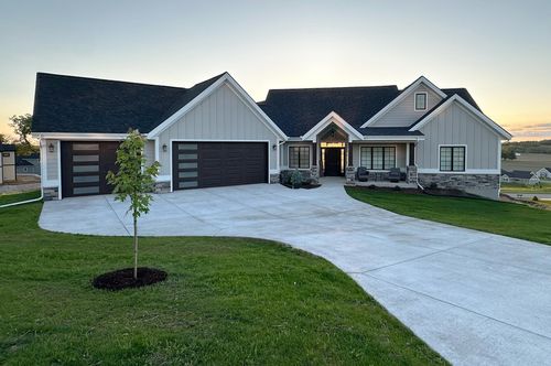 625 Interlachen Ave, OREGON, WI, 53575-8806 | Card Image