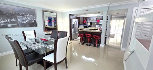 301-3282 N Pine Island Rd, Sunrise, FL, 33351-7369 | Card Image