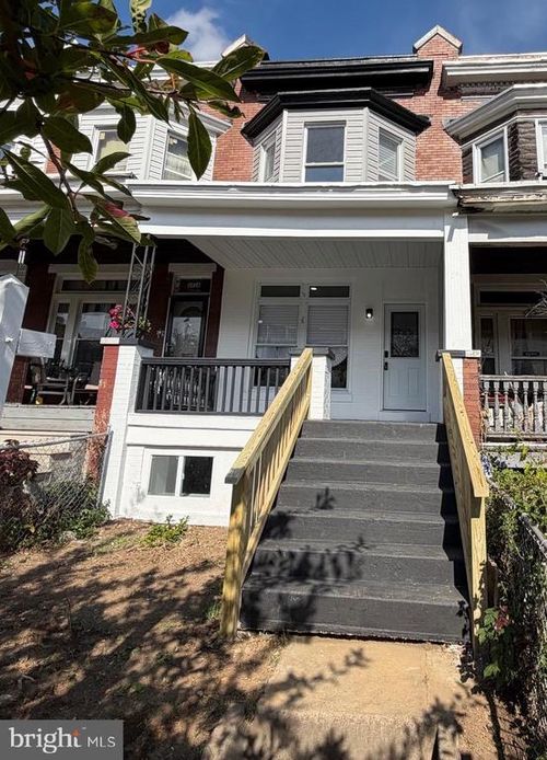 2924 Winchester St, BALTIMORE, MD, 21216-4242 | Card Image