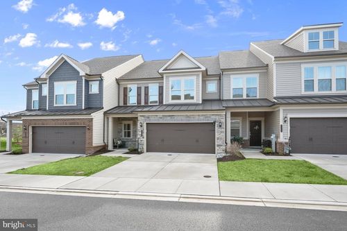 8104 Lisa Ln, FULTON, MD, 20759-2230 | Card Image