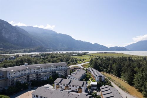 213-1212 Main St, Squamish, BC, V8B0S1 | Card Image