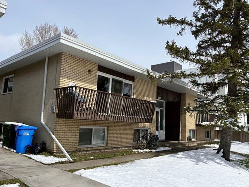 4828 Varsity Dr Nw, Calgary, AB, T3A1A3 | Card Image