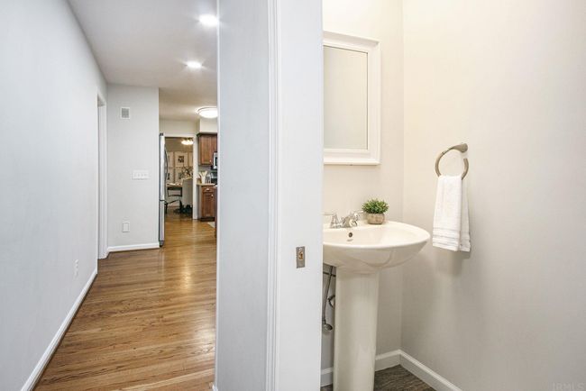 52160 Fieldstone Ln, House other with 5 bedrooms, 3 bathrooms and null parking in Granger IN | Image 16