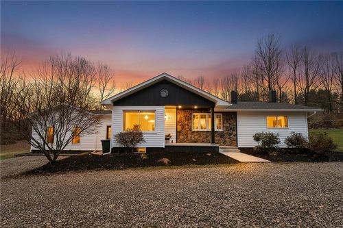 733 Metz Rd, Indiana, PA, 15701-9434 | Card Image