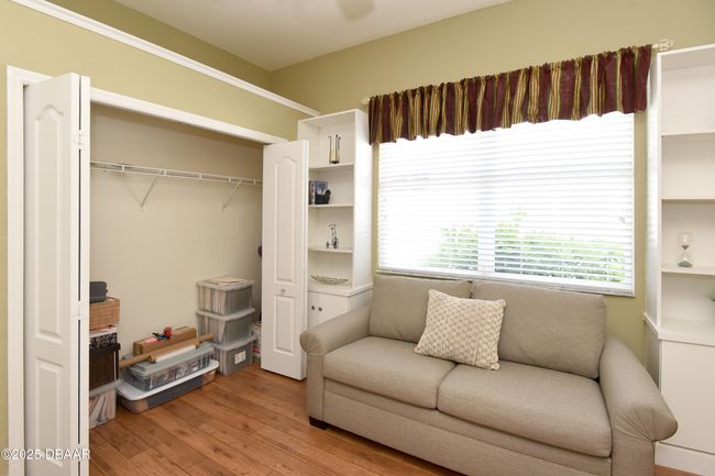 Bed 2 closet | Image 20