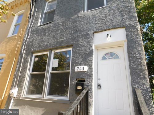 741 N 39th St, PHILADELPHIA, PA, 19104-1674 | Card Image