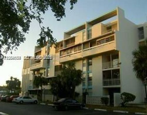 a104-2017 Nw 46th Ave, Lauderhill, FL, 33313-4221 | Card Image