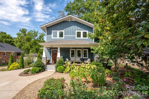 620 Brookshire St, Asheville, NC, 28803-2816 | Card Image