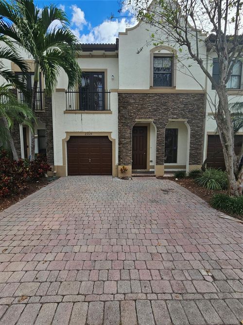 23519 Sw 112th Ct, Homestead, FL, 33032-7143 | Card Image