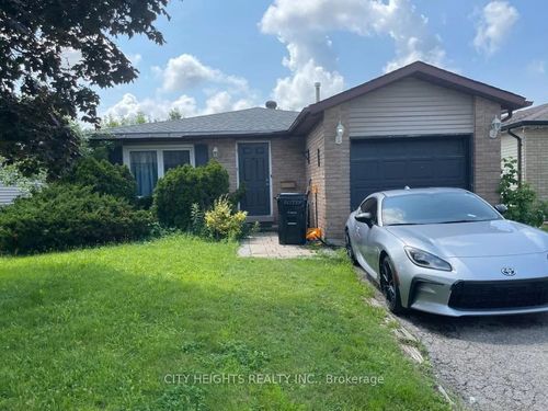 73 Hickling Trail, Barrie, ON, L4M5S7 | Card Image