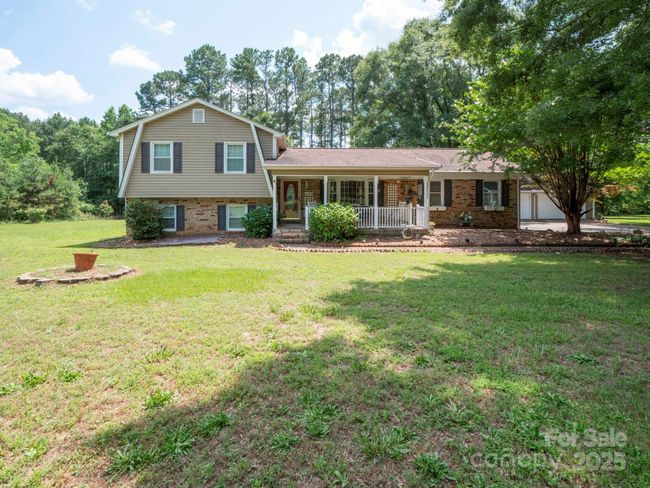 409 Ridge Rd, House other with 3 bedrooms, 2 bathrooms and null parking in Clover SC | Image 9
