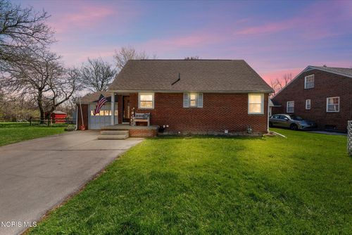 411 Hillside Dr, Rossford, OH, 43460-1001 | Card Image