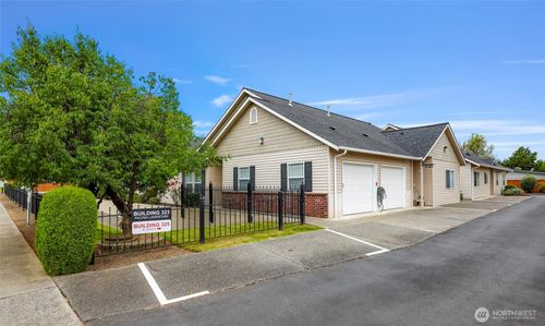 apt-c-323 N Laventure Rd, Mount Vernon, WA, 98273-3590 | Card Image