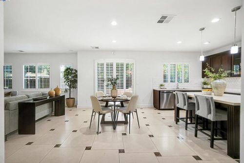 671 W Questa Trl, Mountain House, CA, 95391-1234 | Card Image