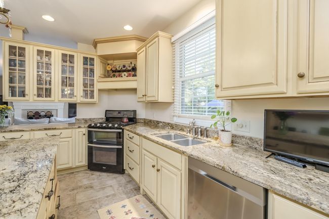 8272 Bainbridge Dr, House other with 5 bedrooms, 4 bathrooms and null parking in Mattawan MI | Image 14