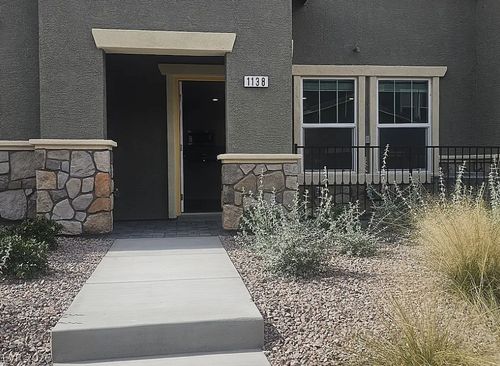 1138 Meadow Sparrow Pl, Henderson, NV, 89011-4522 | Card Image