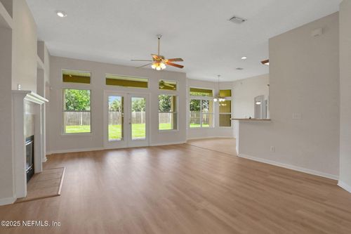 3559 Olympic Dr, Green Cove Springs, FL, 32043-8079 | Card Image