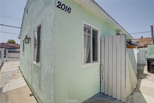 2016 W Manchester Ave, Los Angeles, CA, 90047-2925 | Card Image
