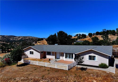 39560 S Lilley Way, Coarsegold, CA, 93614 | Card Image