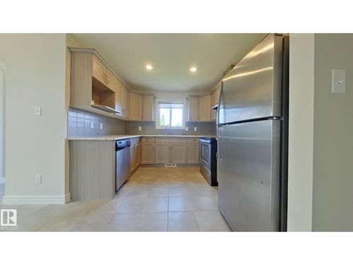 2913 15 St Nw, Edmonton, AB, T6T0V6 | Card Image