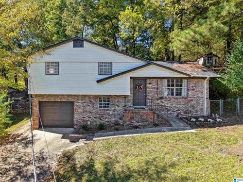 4018 Mountain View Dr Nw, PINSON, AL, 35126-3241 | Card Image