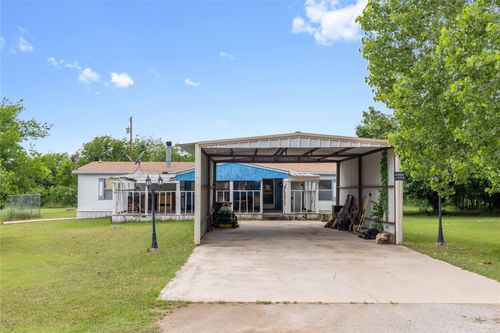 210 7th St, Blanket, TX, 76432-2092 | Card Image