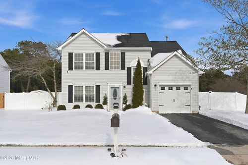 3 W Pier, Brick, NJ, 08723-6679 | Card Image