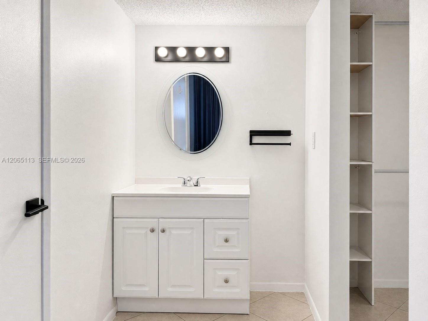 Residential Lease in Miami Beach 4