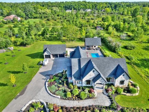 1716 Rebecca St, Fort Erie, ON, L2A5M4 | Card Image