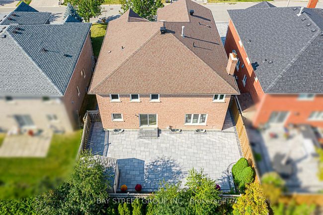 23 Sheila Cres, House other with 6 bedrooms, 5 bathrooms and 6 parking in Richmond Hill ON | Image 4