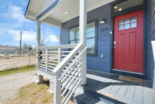 609 Boundary St, Houston, TX, 77009-6820 | Card Image